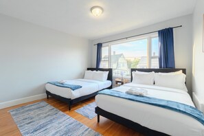 3 habitaciones, escritorio, tabla de planchar con plancha y wifi gratis 