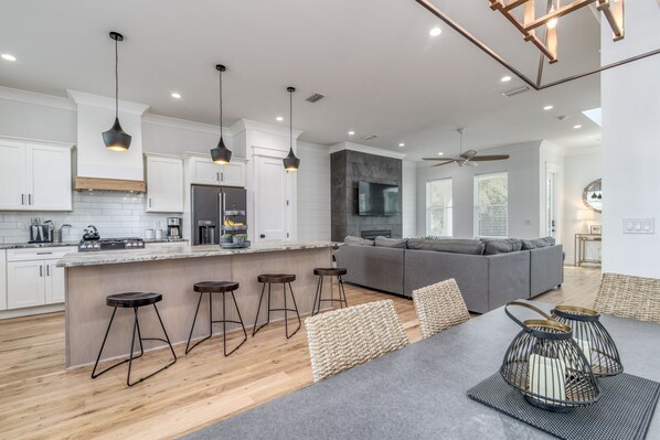 Interior - Luxury Home on 30A~ 5 min walk to beach~ 4 bikes! (santa rosa beach)