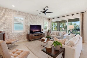 TV, fireplace, offices - Lakefront Luxury + Stunning Naples Sunsets (Naples)