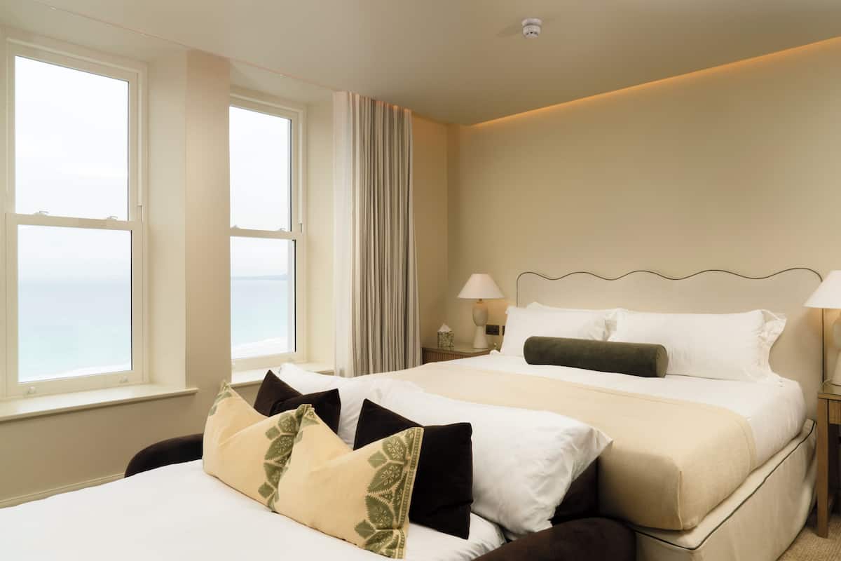 Suite, Terrace, Sea View | In-room safe, desk, iron/ironing board, free WiFi