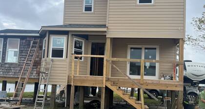 Welcome to ISLAND TIME a 2-bedroom house in Grandy, N