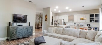 3-Bed, 2-Bath with Backyard Oasis in Roseville