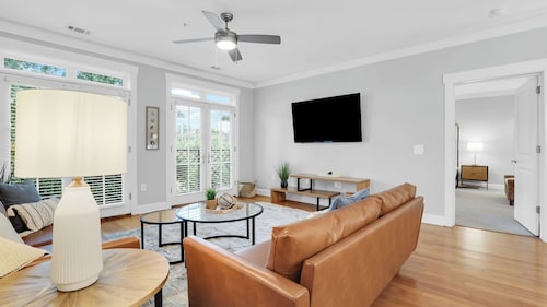 The Juliette by Avantstay 2 Suites + Coffee Bar Walkable Historic District + Free Parking