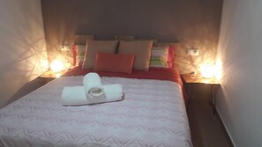 Unclassified image, 3 of 7, button