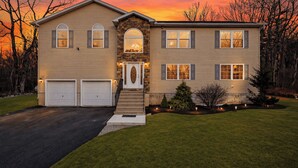 Ev (4 Bedrooms) | Konaklama yerinin ön cephesi