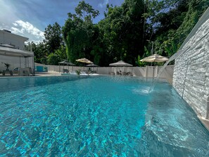 Pool - Anvil Forest Escape III|2 PPL|POOL|Generator|PKG| 15min Beach (Río Grande)