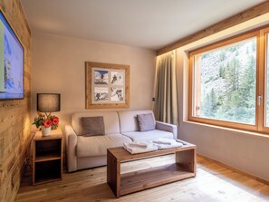TV - SWISSPEAK Resorts Zinal by Interhome (Zinal)