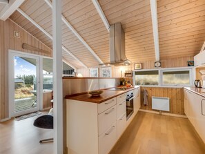 Fridge, microwave, dishwasher, cookware/dishes/utensils - "Fritza" - 400m from the sea by Interhome (Ringkøbing)