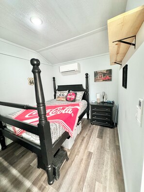 2 habitaciones, tabla de planchar con plancha y wifi gratis 