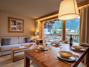 Dining - SWISSPEAK Resorts Zinal by Interhome (Zinal)