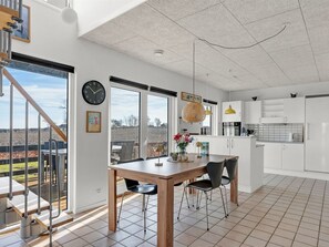 Dining - "Angret" - 380m from the sea by Interhome (Humble)