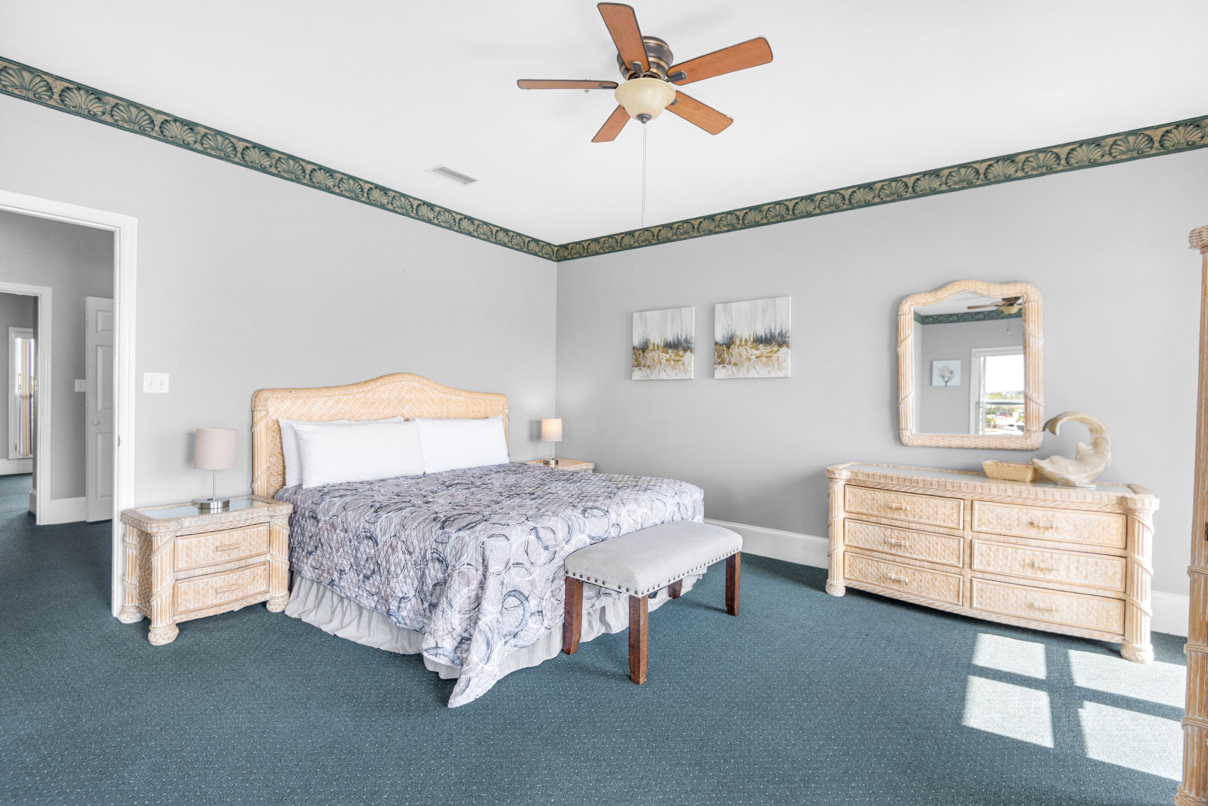 Deluxe Suite, 3 Bedrooms, Balcony, Ocean View | Iron/ironing board, WiFi (free)