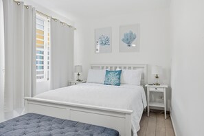 5 bedrooms, iron/ironing board, WiFi, bed sheets - PalmHousePR Luxury Tropical Villa w/ Private Pool Perfect for Groups San Juan (San Juan)