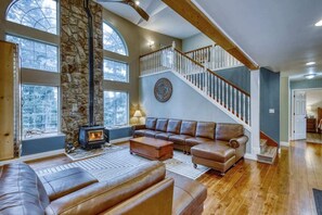 TV, fireplace - Kodiak Getaway Hot Tub, 2BR, Wood stove! (Kodiak)