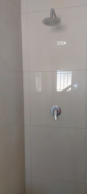 Bathroom - 10mins from OR Tambo international Airport. Enjoy your comfort place with joy. (Kempton Park)