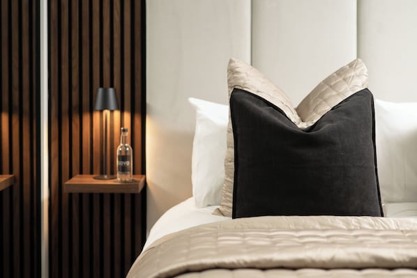 Room - South lane Apartments - City Centre (Edinburgh)