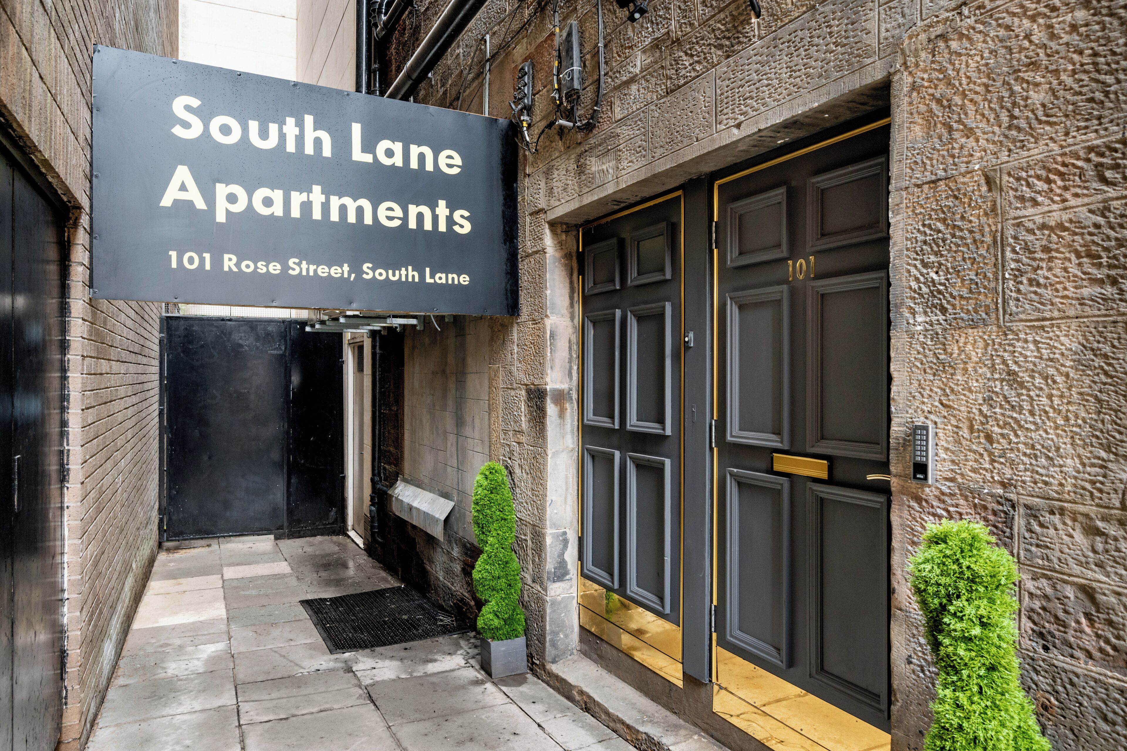 Overnatningsstedets facade