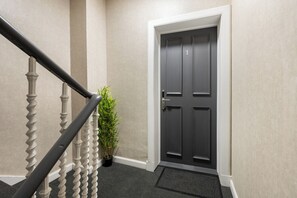 Interior - South Lane Apartments - City Centre (Edinburgh)