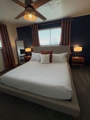 Room - Rare Find! Epic Group Retreat w/ 2 Kitchens (Pleasant Grove)