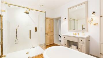 Shower, towels