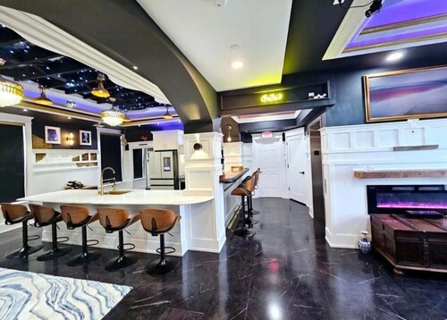 Cozy 2-bedroom apartment in beautiful Snow Hill with AC