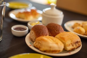 Breakfast meal - Patagonia Sunset (El Calafate)