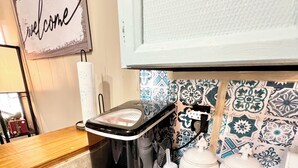 Unclassified image, 4 of 15, button - San Angelo Haven • Minutes to Main St • Sleeps 6 (Bandera)