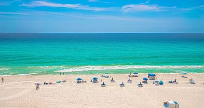 602-E Free Beach Service 2 Chairs + Umbrella + Near Pier Park