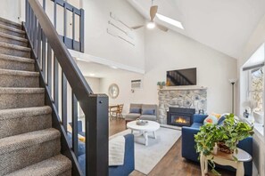 TV, fireplace, offices - Poconos Woodland Retreat • Fireplace • Lake Access (Albrightsville)