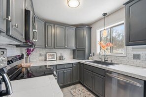 Fridge, microwave, oven, stovetop - Poconos Woodland Retreat • Fireplace • Lake Access (Albrightsville)