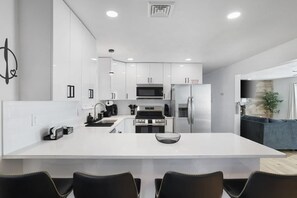Fridge, microwave, oven, stovetop - Sleeps 12 • Game Rm • Near Top Pocono Attractions (Tobyhanna)