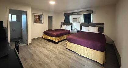 Townhouse Motel