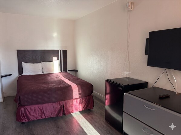 Deluxe-Doppelzimmer | Schreibtisch, laptopgeeigneter Arbeitsplatz, Bügeleisen/Bügelbrett