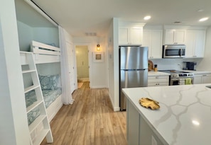 Fridge, microwave, oven, stovetop - Tropical Vibes at SPI - By GISO Vacation Rentals (South Padre Island)