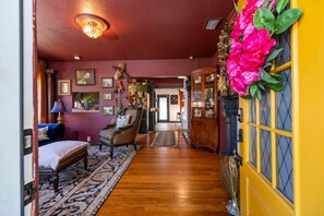 Lobby - Cozy Vintage Family Retreat (Orlando)