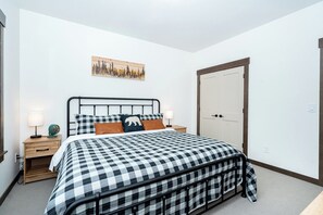 5 bedrooms, iron/ironing board, travel cot, free WiFi