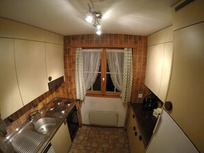 Fridge, oven, dishwasher, cookware/dishes/utensils - Chalet Steinbock by Interhome (Lenk)