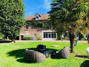 Luokittelematon kuva, 4 kautta 65, painike