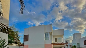 Ảnh chưa phân loại, 2 trong số 96 ảnh, nút