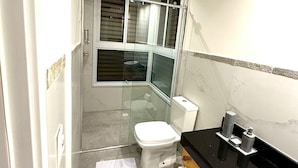 Ảnh chưa phân loại, 5 trong số 96 ảnh, nút