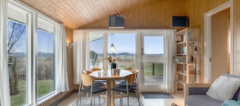 "Eveline" - 800m from the sea by Interhome