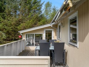 Outdoor dining - "Ansfried" - 900m from the sea by Interhome (Sæby)