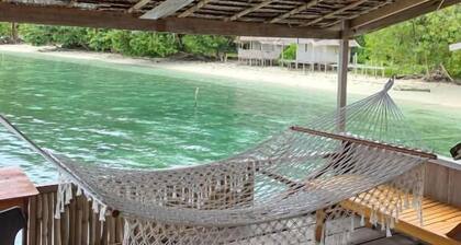 Gibran Dive Guest House