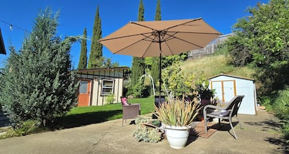 NEW Dreamy Cozy Little Cabin/Private Entrance/Queen Bed/Fireplace/Big Shower