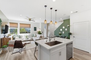 Interior - Charming 3-bedroom townhome in gorgeous Rancho Mission Viejo (Rancho Mission Viejo)