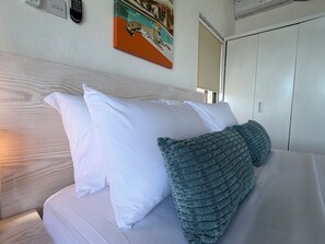 2 chambres, fer et planche à repasser, Wi-Fi, literie fournie