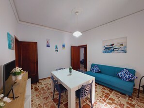Smart TV - Sampieri Scicli Apartment "Da Gigi e Diego": mare, relax e natura. (Sampieri)