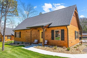 Exterior - Tall Timbers Cabin Right Across Community Pools_Free Daily Tickets_Near Thunder Ridge (Hollister)