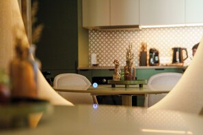 Dining - Kołobrzeg Modern Apartment (Kołobrzeg)