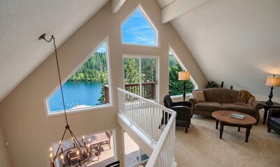 Peaceful Lakefront Echo Bay Home With Panoramic Views